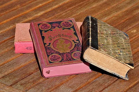 books-old-books-old-cooking-books-cooking-books-thumbnail